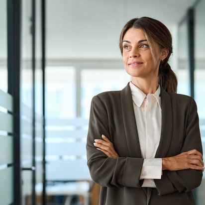 Lead Auditor ISO 9001:2026 Female auditor in an office environment