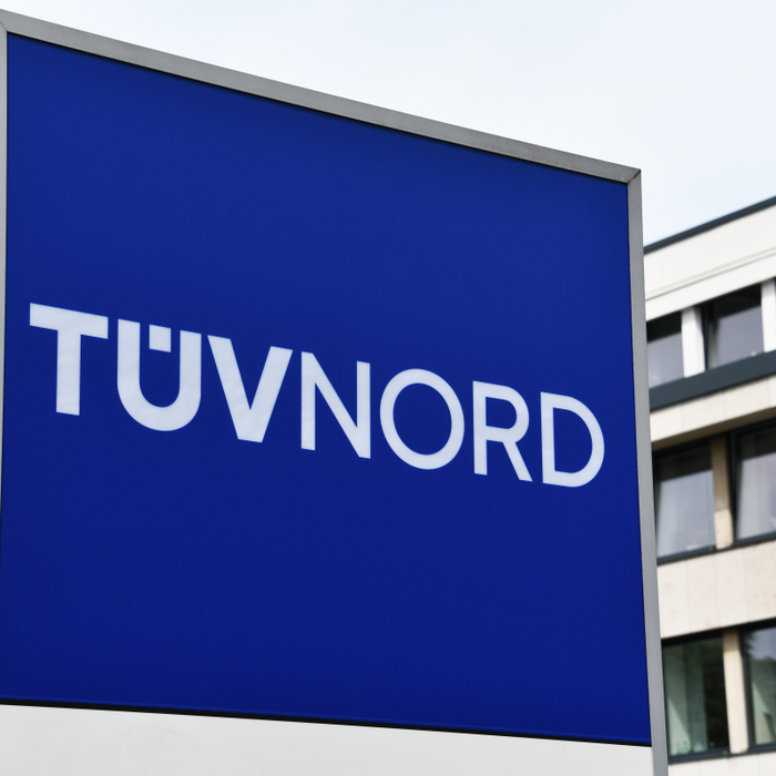 TÜV NORD-skylt 